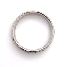 Load image into Gallery viewer, Palladium 950 Engraved Wedding Ring
