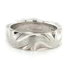 Load image into Gallery viewer, Silver Vine Ring
