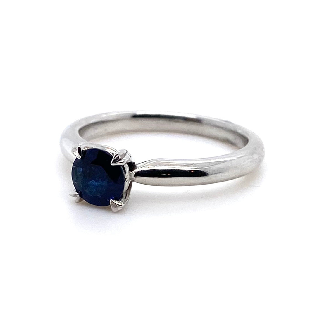 Platinum, 0.67ct Sapphire Ring