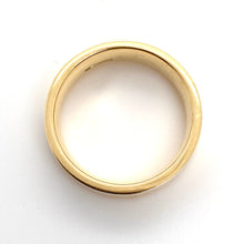 Load image into Gallery viewer, 18ct Yellow Gold Wedding Ring
