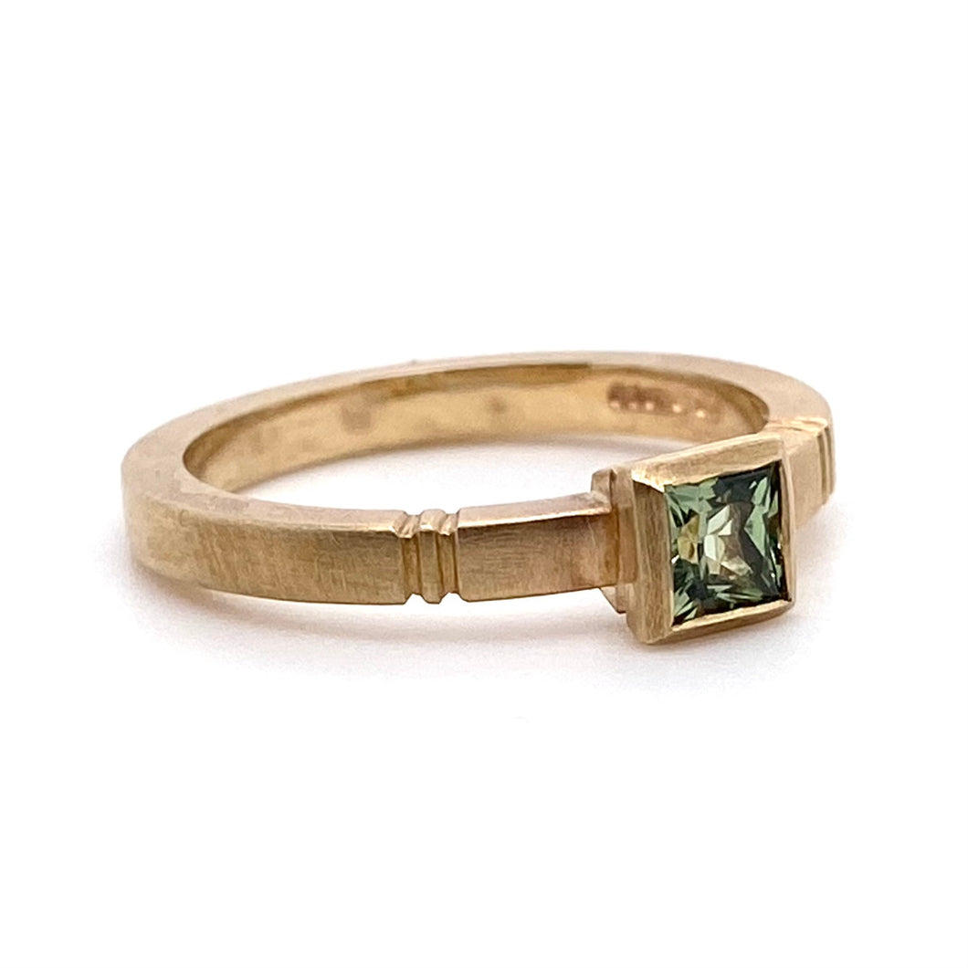 9ct Yellow Gold, 0.40ct Green Sapphire Ring