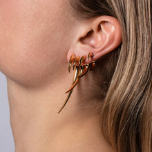 Load image into Gallery viewer, Talon Earrings, Yellow Gold Vermeil
