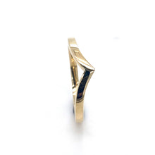 Load image into Gallery viewer, 18ct Yellow Gold, Wishbone Wedding Ring
