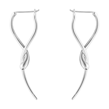 Load image into Gallery viewer, Mercy Twist Earring, Silver

