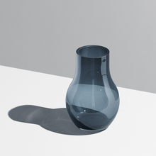 Load image into Gallery viewer, Cafu Vase, Medium
