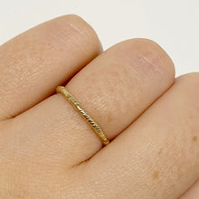 Load image into Gallery viewer, Organic Twisted Ring, 1.5mm, 9ct Yellow Gold
