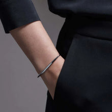 Load image into Gallery viewer, Quill Bracelet, Silver
