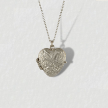 Load image into Gallery viewer, Victoriana Keepsake Heart Locket, Silver
