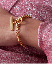 Load image into Gallery viewer, Chunky T-Bar Bracelet, Gold
