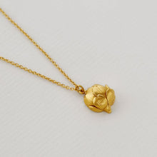 Load image into Gallery viewer, Artichoke Necklace with Engraved Heart, Gold
